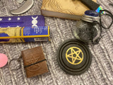 Altar Kit Celtic Pagan 13 components plus 100 spells and instructions (Akit-1082)