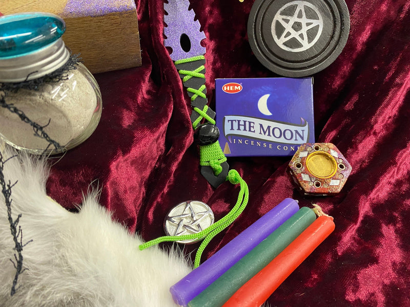 Celtic Altar Kit w/Spells, 15 Items